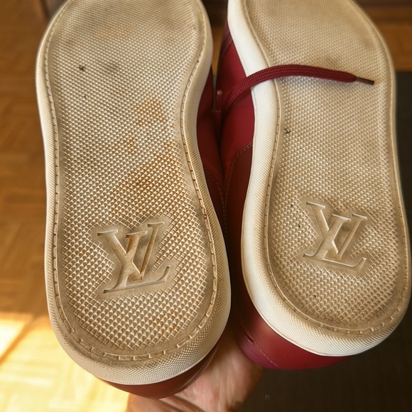 Louis Vuitton - Picture 6 of 7